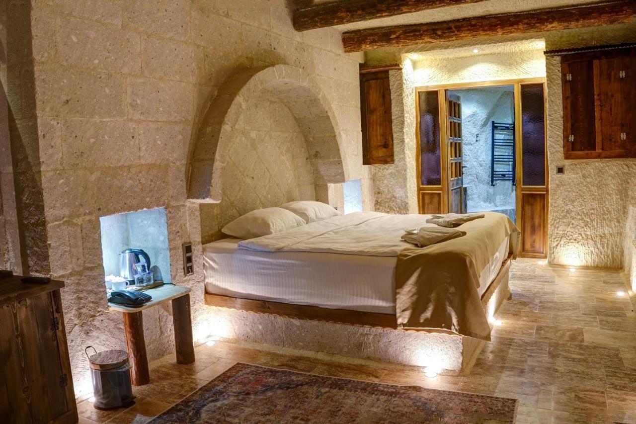 Dionysos Cave Cappadocia Hotel Юргюп Екстериор снимка